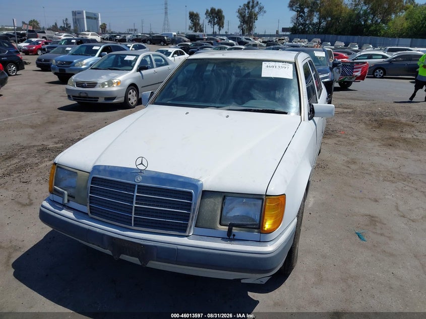1991 MERCEDES-BENZ 300 auction photo 6