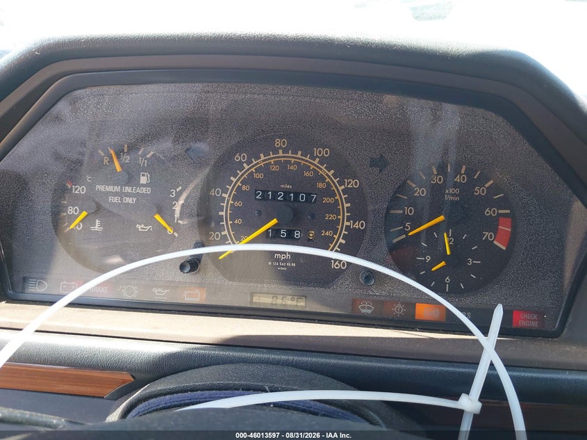 1991 MERCEDES-BENZ 300 auction photo 7
