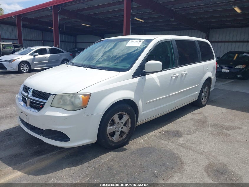 2013 Dodge Caravan, Обычный износ, IAAI, VIN 2C4RDGCG6DR523953 — фото 2