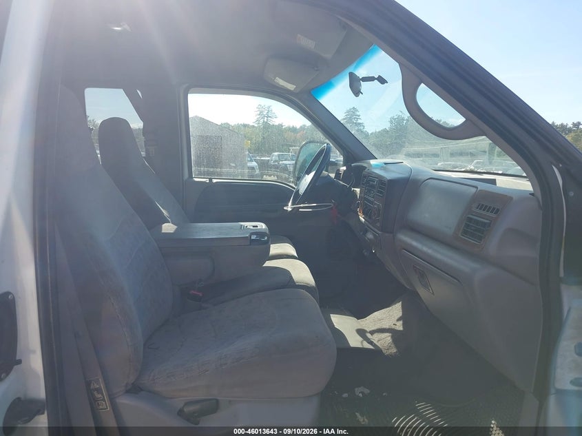 2000 FORD F-350 auction photo 5