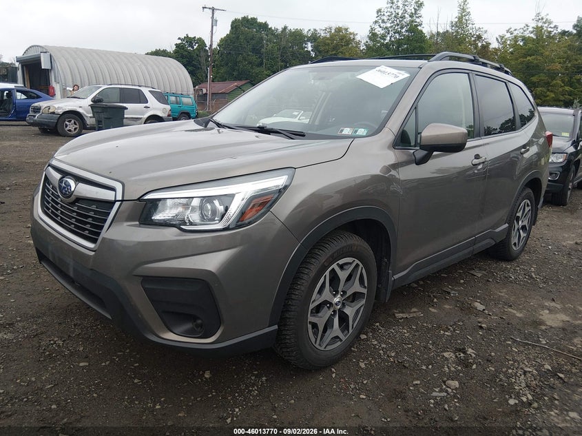 2019 SUBARU FORESTER auction photo 2
