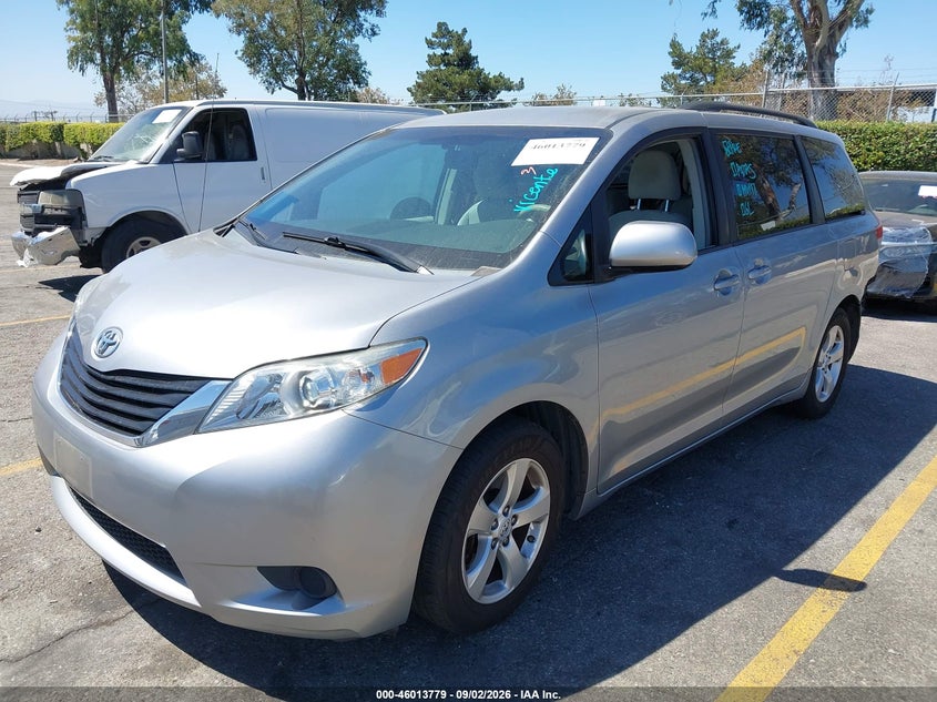 2013 TOYOTA SIENNA VAN 3.5L V-6 DOHC, VVT, REGULAR , 266HP