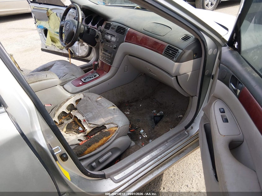 2002 LEXUS ES 300 auction photo 5