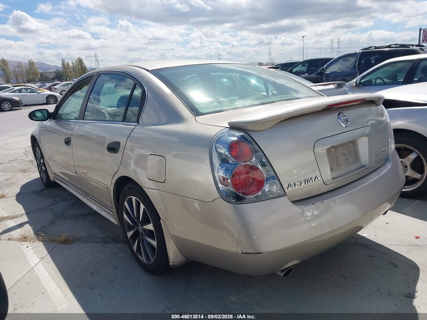 2005 NISSAN ALTIMA SEDAN 3.5L V-6 DOHC, VVT, PREMIUM , 250HP