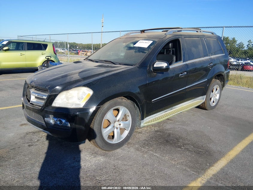 2010 MERCEDES-BENZ GL 450 auction photo 2