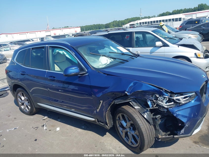 Фото 14 - BMW X3