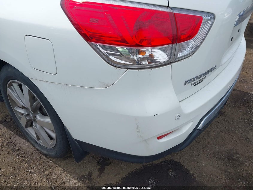 2013 NISSAN PATHFINDER auction photo 6