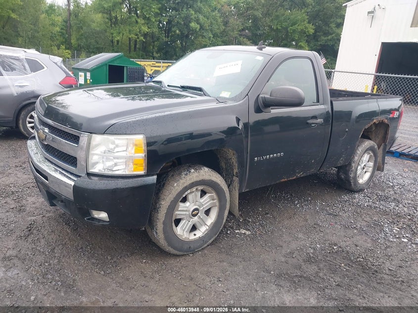 2010 CHEVROLET SILVERADO 1500 auction photo 2