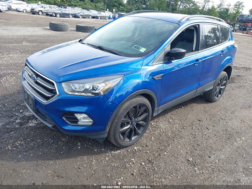 Vin: 1fmcu9gd7hue20062, lot: 46513353, ford escape se 20172