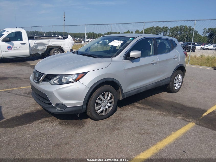 2018 NISSAN ROGUE SPORT auction photo 2