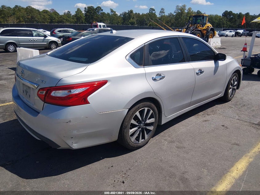 2017 NISSAN ALTIMA auction photo 4
