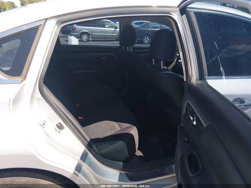 2017 NISSAN ALTIMA auction photo 8