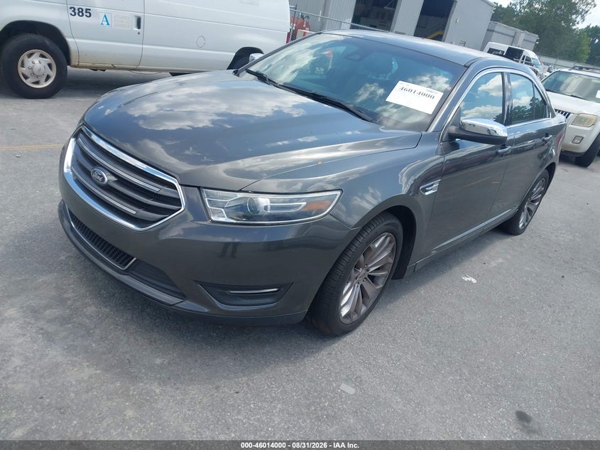 2017 FORD TAURUS auction photo 2