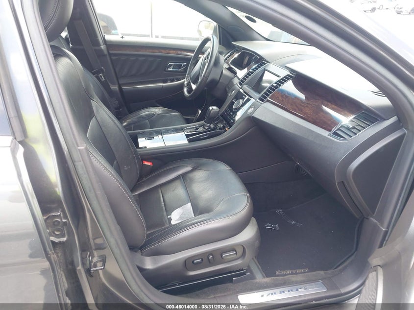 2017 FORD TAURUS auction photo 5
