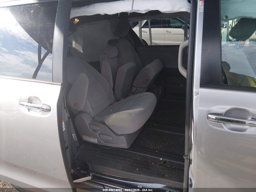 TOYOTA SIENNA 2020 VIN 5TDKZ3DC0LS035787