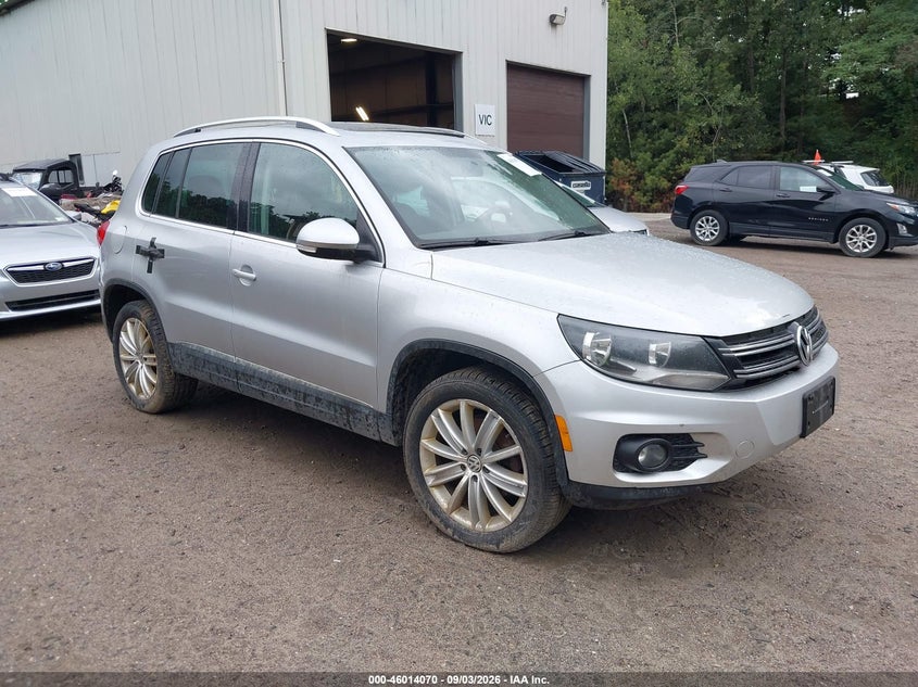 2014 VOLKSWAGEN TIGUAN auction photo 1
