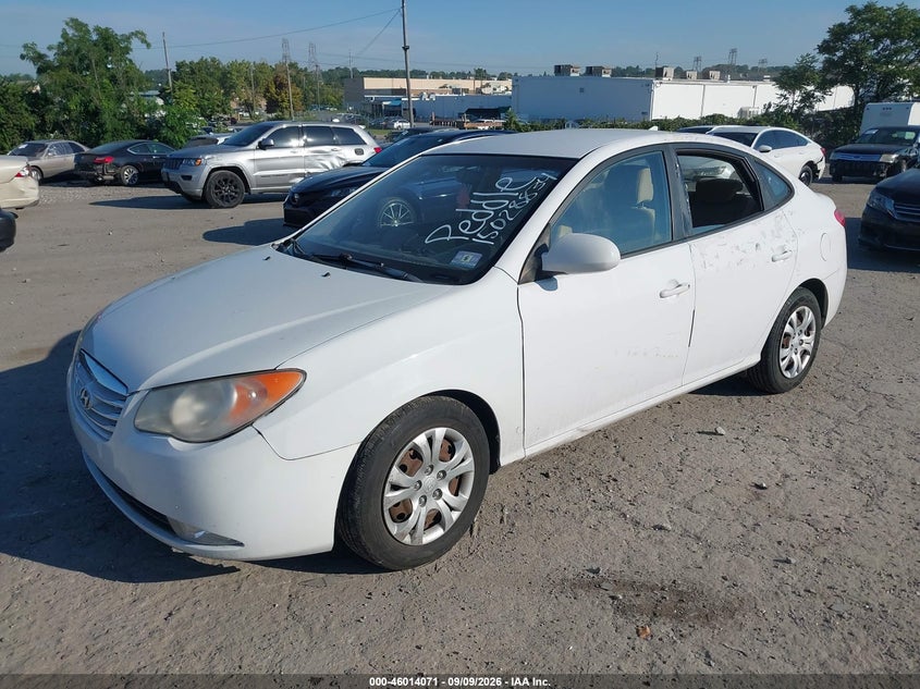 2010 HYUNDAI ELANTRA auction photo 2