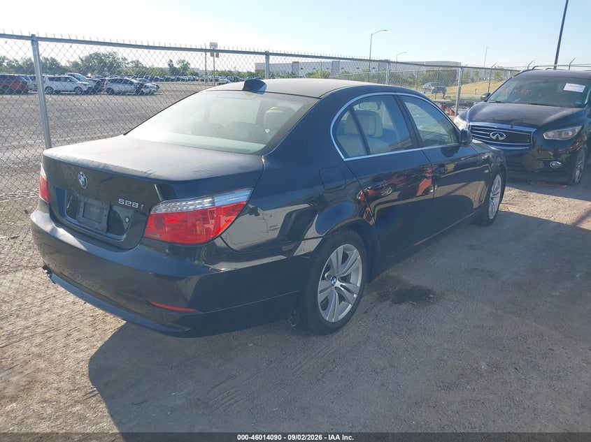 2010 BMW 528I auction photo 4