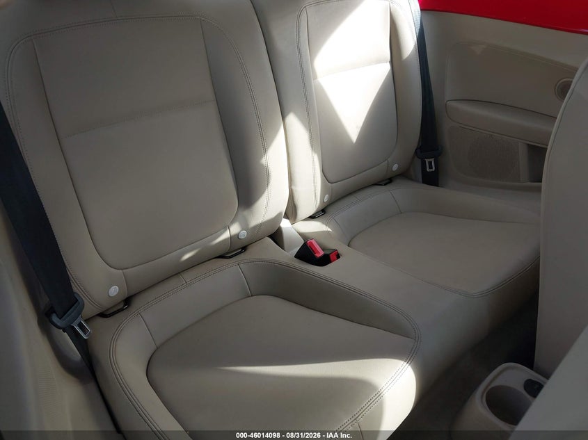 2013 VOLKSWAGEN BEETLE HATCHBACK 2.5L I-5 DOHC, VVT, REGULAR , 170HP