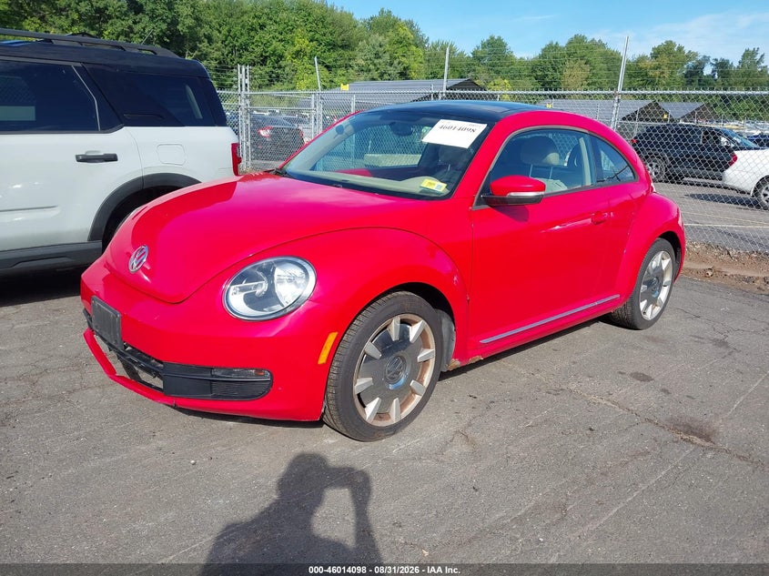 2013 VOLKSWAGEN BEETLE auction photo 2