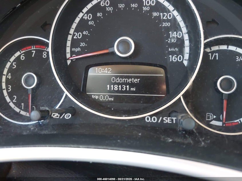 2013 VOLKSWAGEN BEETLE auction photo 7