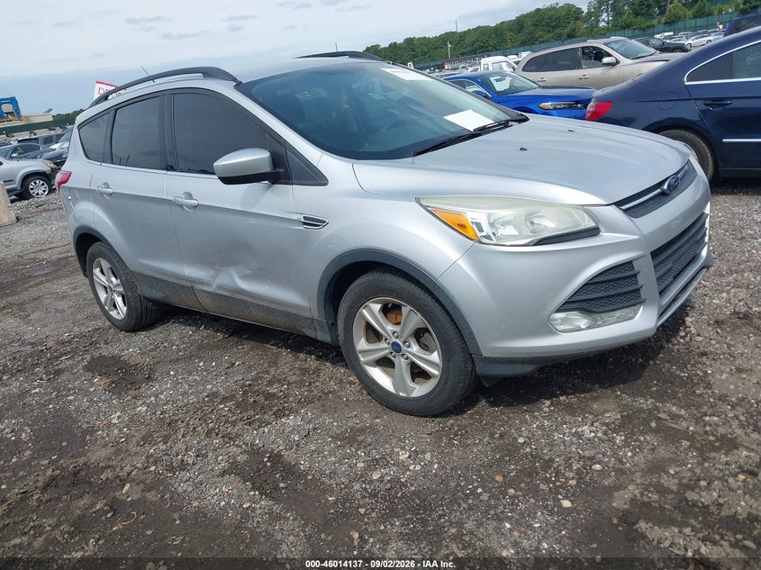 2015 FORD ESCAPE auction photo 1