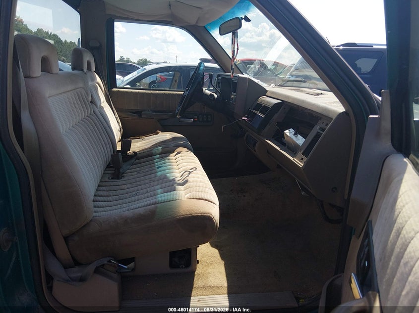 1993 CHEVROLET GMT-400 auction photo 5