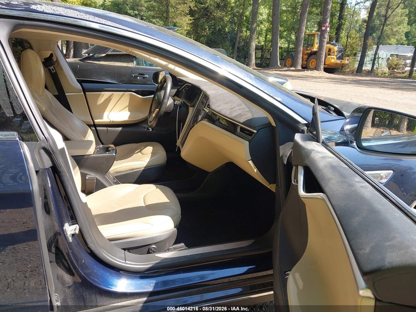 2015 TESLA MODEL S auction photo 5