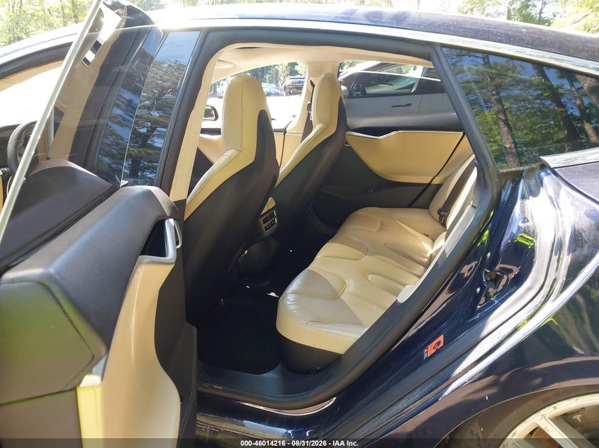 2015 TESLA MODEL S auction photo 8