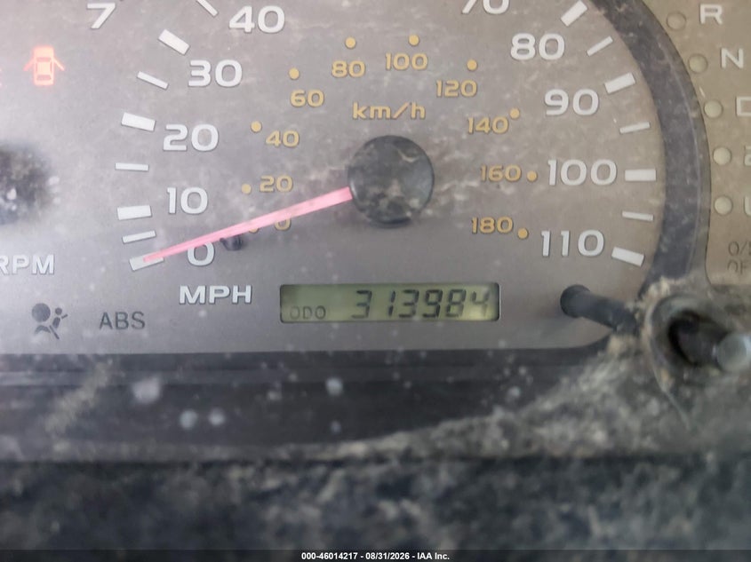 2001 TOYOTA SEQUOIA auction photo 7