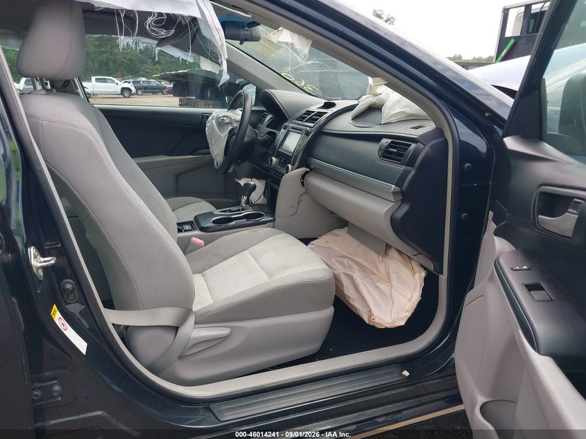 2014 TOYOTA CAMRY auction photo 5