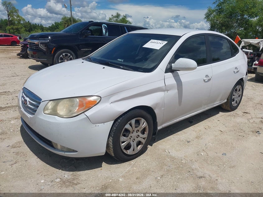 2010 Hyundai Elantra Gls, Удар сзади, IAAI, VIN KMHDU4ADXAU831400 — фото 2