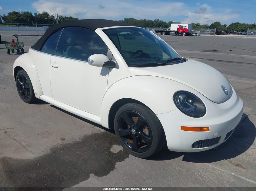 2007 VOLKSWAGEN NEW BEETLE auction photo 1