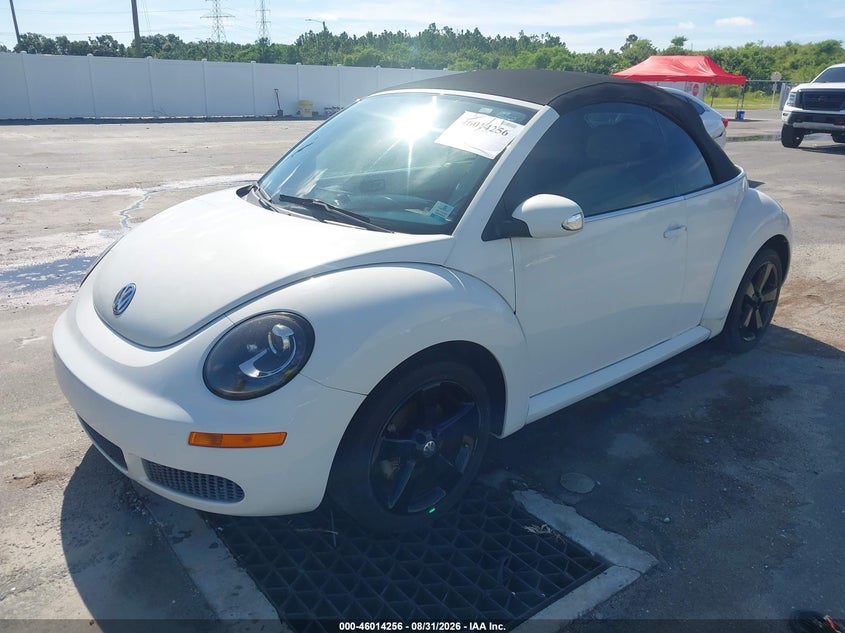 2007 VOLKSWAGEN NEW BEETLE auction photo 2