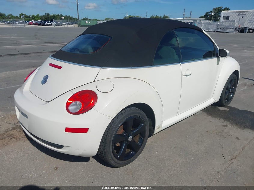 2007 VOLKSWAGEN NEW BEETLE auction photo 4