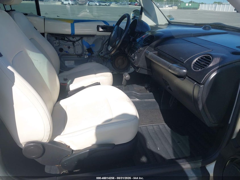 2007 VOLKSWAGEN NEW BEETLE auction photo 5
