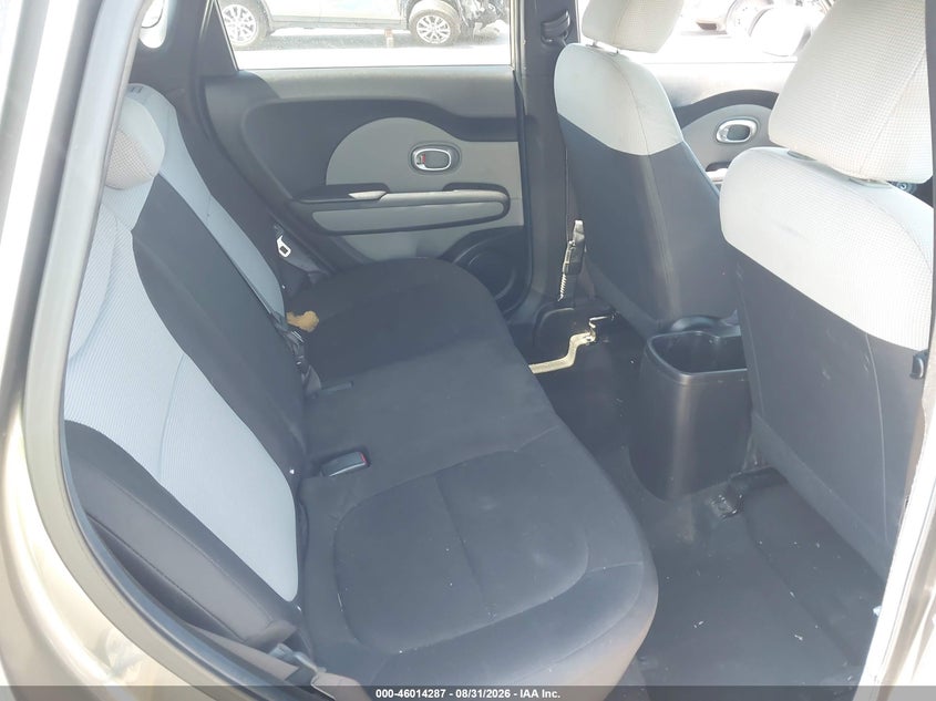 2015 KIA SOUL HATCHBACK 1.6L I-4 DI, DOHC, VVT, REGULAR , 130HP