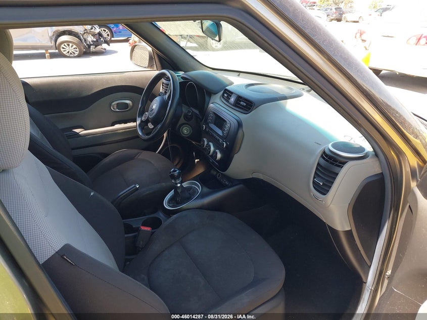 2015 KIA SOUL auction photo 5