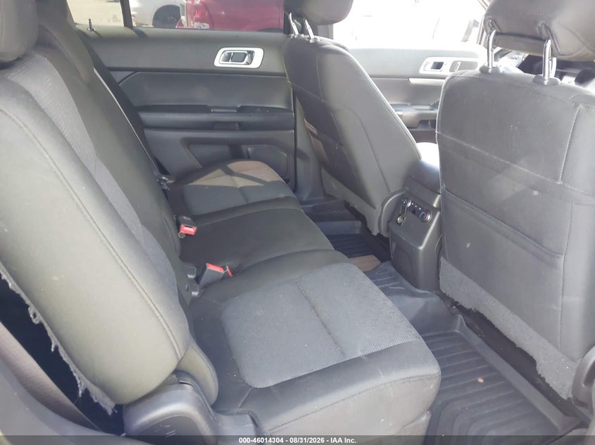 2015 FORD EXPLORER auction photo 8