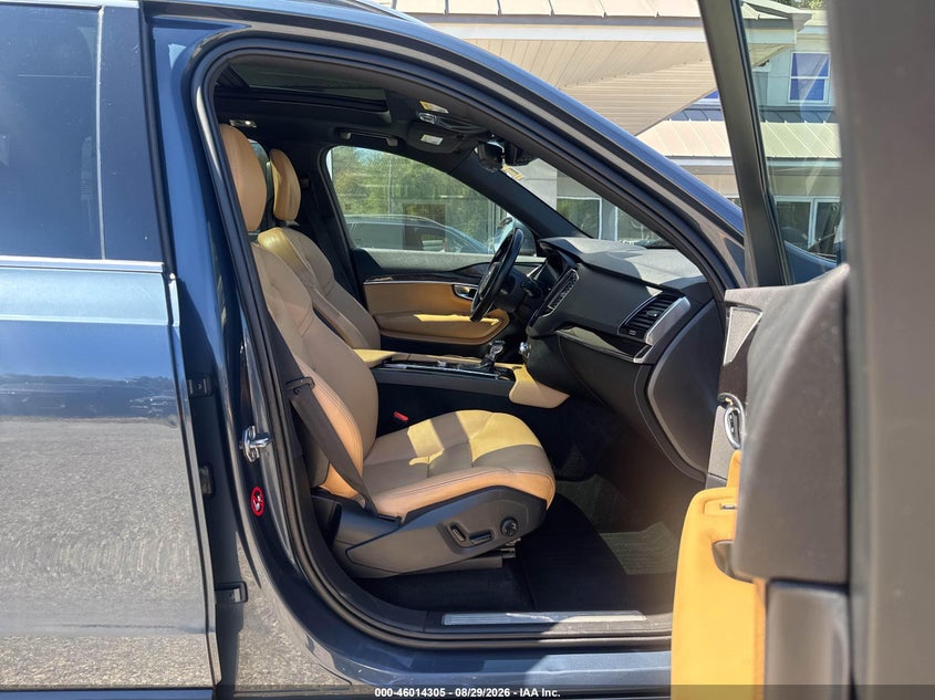 2018 VOLVO XC90 auction photo 5