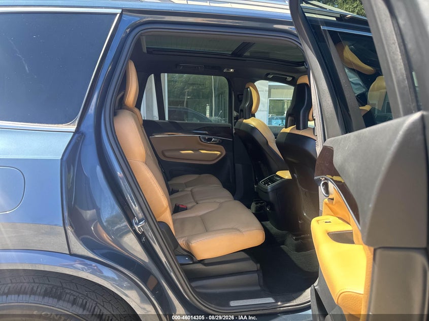 2018 VOLVO XC90 auction photo 8