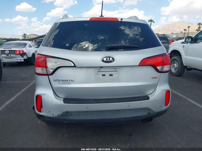 2015 KIA SORENTO auction photo 6
