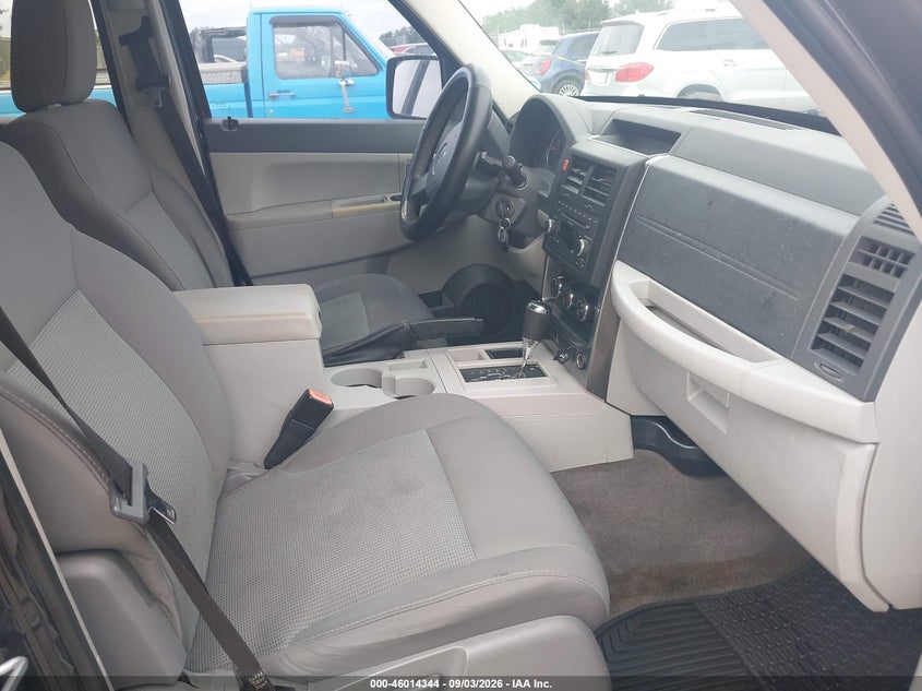 2008 JEEP LIBERTY auction photo 5
