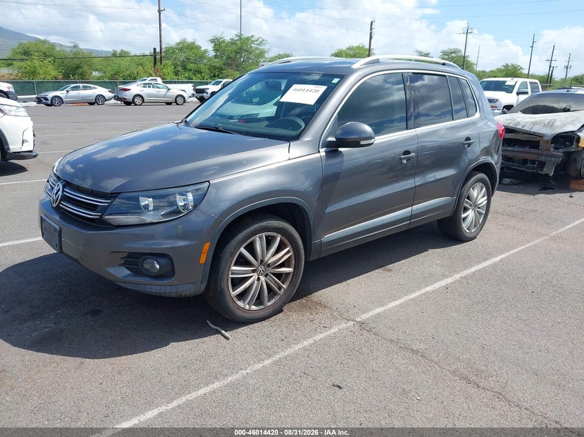 2013 VOLKSWAGEN TIGUAN auction photo 2