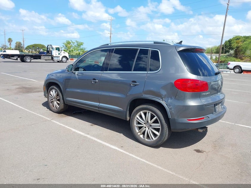 2013 VOLKSWAGEN TIGUAN auction photo 3