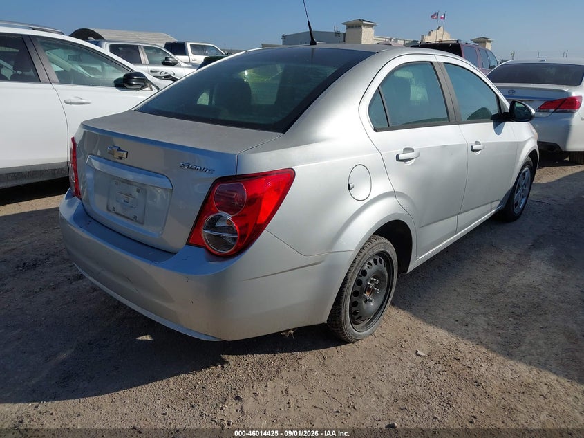 2014 CHEVROLET SONIC auction photo 4