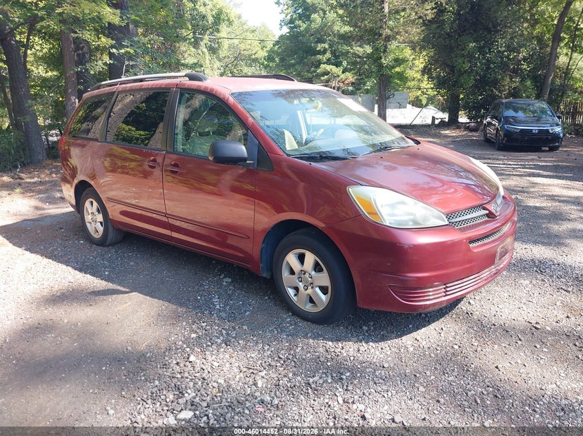 2005 TOYOTA SIENNA auction photo 1