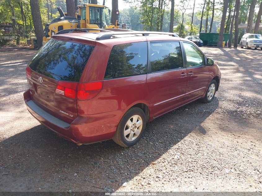 2005 TOYOTA SIENNA auction photo 4