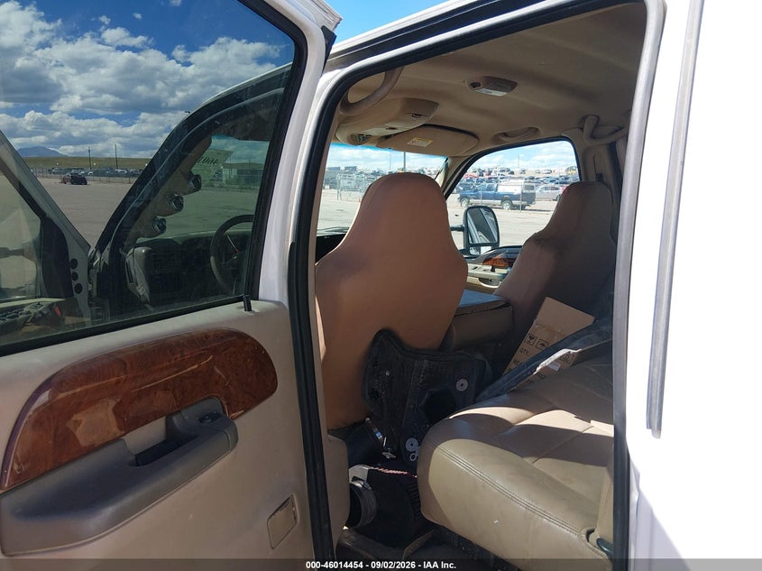 2003 FORD F-350 auction photo 6