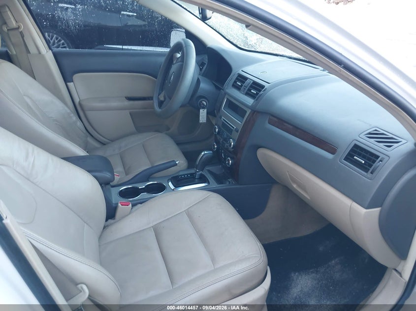2010 FORD FUSION auction photo 5